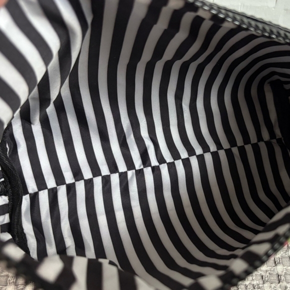 🔹️ Marc Tetro🔹️ Floral Dogs Cosmetic Bag - Picture 4 of 5